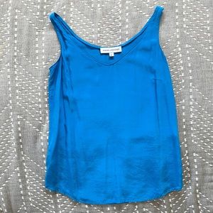 Amanda Uprichard beautiful blue silk top